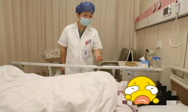 Chỉ bị ngứa ngáy ở chân, 3 ngày sau mẹ bầu suýt mất con trong bụng Chỉ bị ngứa ngáy ở chân, 3 ngày sau mẹ bầu suýt mất con trong bụng