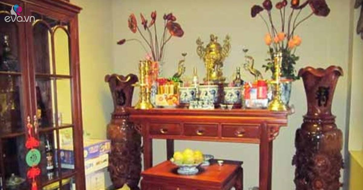 Có nên đặt bàn thờ ở tầng 1 không? Những nhà 2 tầng trở lên cần lưu ý điều này
