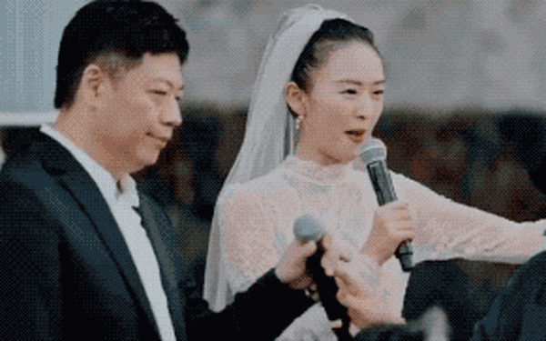 Cô vợ bất lực nhất showbiz hiện tại: Bị nhà chồng bắt đẻ con hoặc nghỉ phim, sau sự nghiệp đỉnh cao là đêm dài nhìn chồng "thị tẩm" người khác? Cô vợ bất lực nhất showbiz hiện tại: Bị nhà chồng bắt đẻ con hoặc nghỉ phim, sau sự nghiệp đỉnh cao là đêm dài nhìn chồng "thị tẩm" người khác?