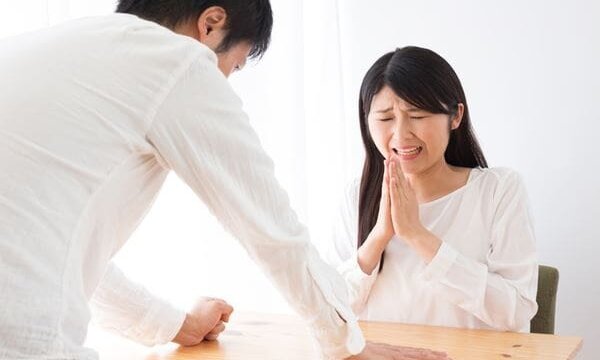 Vô tình phát hiện phiếu siêu âm thai được vợ giấu kín trong bọc đồ, tôi giật mình khi đọc thông tin trên đó Vô tình phát hiện phiếu siêu âm thai được vợ giấu kín trong bọc đồ, tôi giật mình khi đọc thông tin trên đó