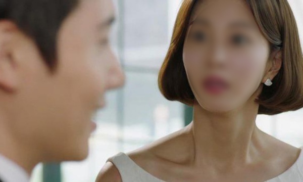 Chồng n.goại t.ình, tôi nhờ bố chồng đứng ra giải quyết nào ngờ cái kết quá b.ẽ b.àng chợt khiến tôi tỉnh n.gộ Chồng n.goại t.ình, tôi nhờ bố chồng đứng ra giải quyết nào ngờ cái kết quá b.ẽ b.àng chợt khiến tôi tỉnh n.gộ