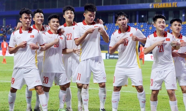 Giải cứu như phim, U23 Việt Nam chỉ còn 11 cầu thủ đấu Thái Lan nhưng không bị loại Giải cứu như phim, U23 Việt Nam chỉ còn 11 cầu thủ đấu Thái Lan nhưng không bị loại