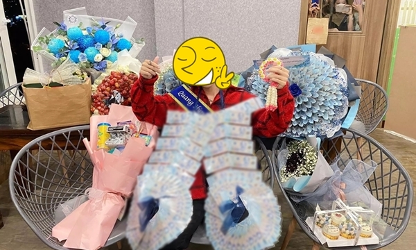 Ca sĩ Việt gây  Ca sĩ Việt gây